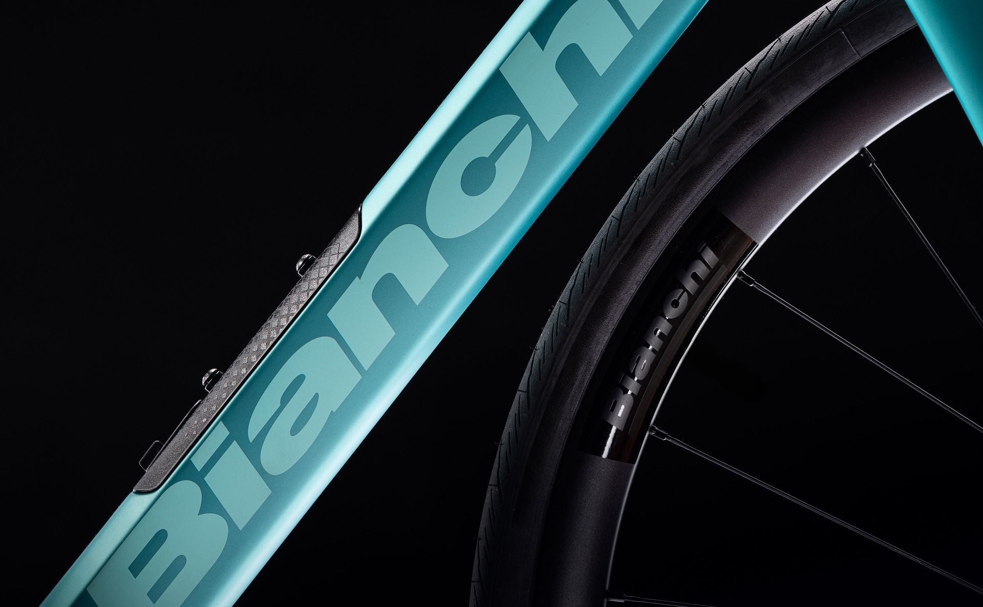 Bianchi Infinito 105 12spd – Suncycling Cycle and Fitness Shop